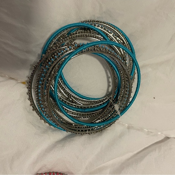 Bracelets - Picture 5 of 5